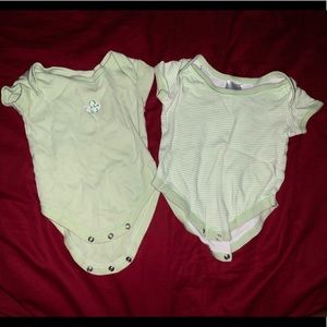 UNISEX 9M Green Onsies